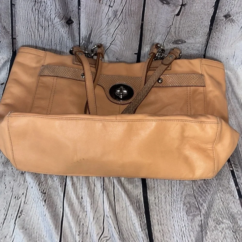 Vintage Coach Penelope Turn Lock Coral Leather Satchel Shoulder Bag Purse